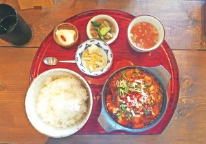 かかんの本格四川麻婆豆腐定食の写真